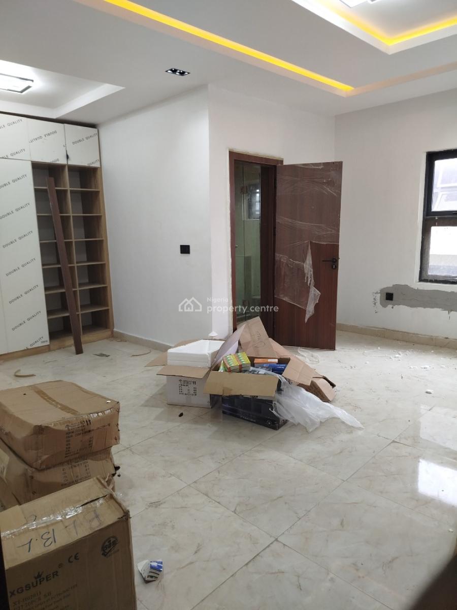 Spacious Built 4 Bedroom Duplex with a Bq, Surulere Lagos, Surulere, Lagos, Detached Duplex for Sale