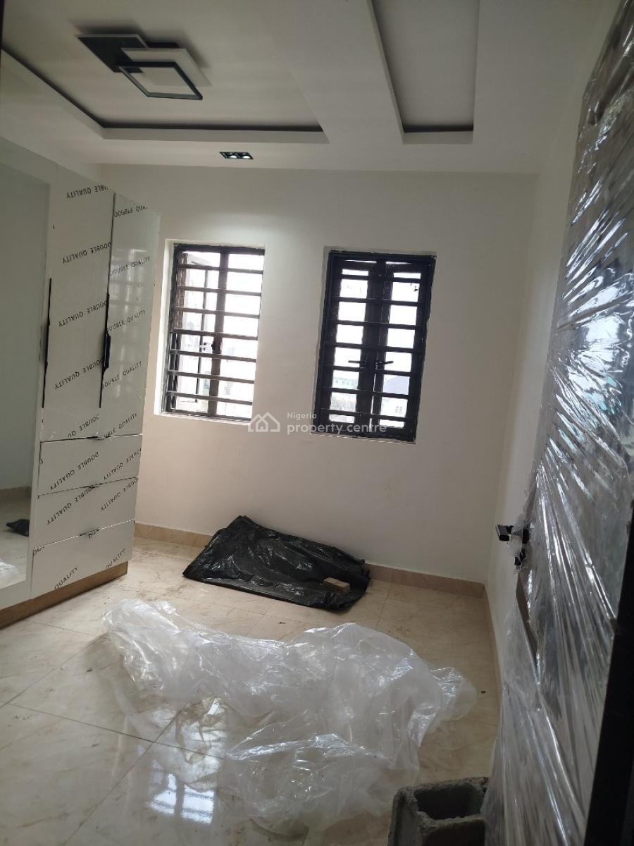 Spacious Built 4 Bedroom Duplex with a Bq, Surulere Lagos, Surulere, Lagos, Detached Duplex for Sale