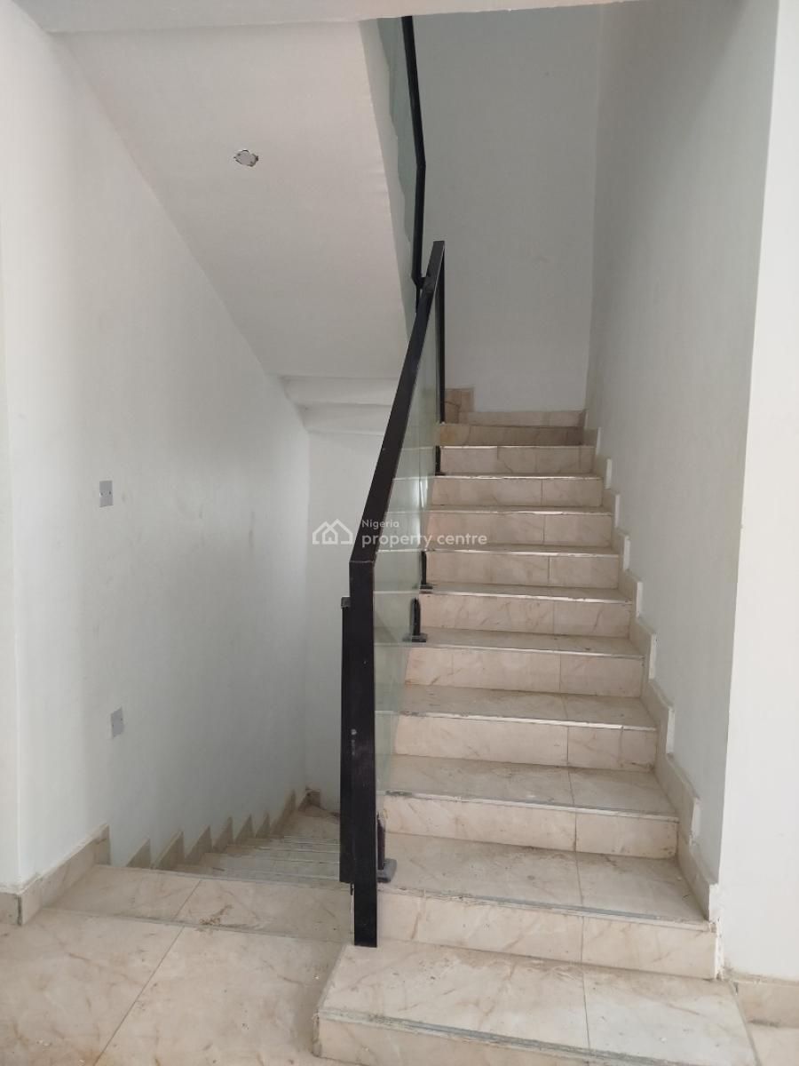 Spacious Built 4 Bedroom Duplex with a Bq, Surulere Lagos, Surulere, Lagos, Detached Duplex for Sale