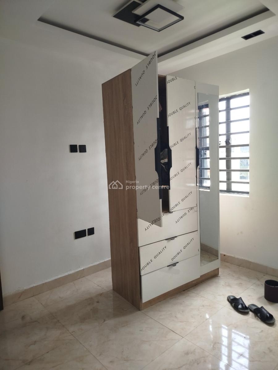 Spacious Built 4 Bedroom Duplex with a Bq, Surulere Lagos, Surulere, Lagos, Detached Duplex for Sale