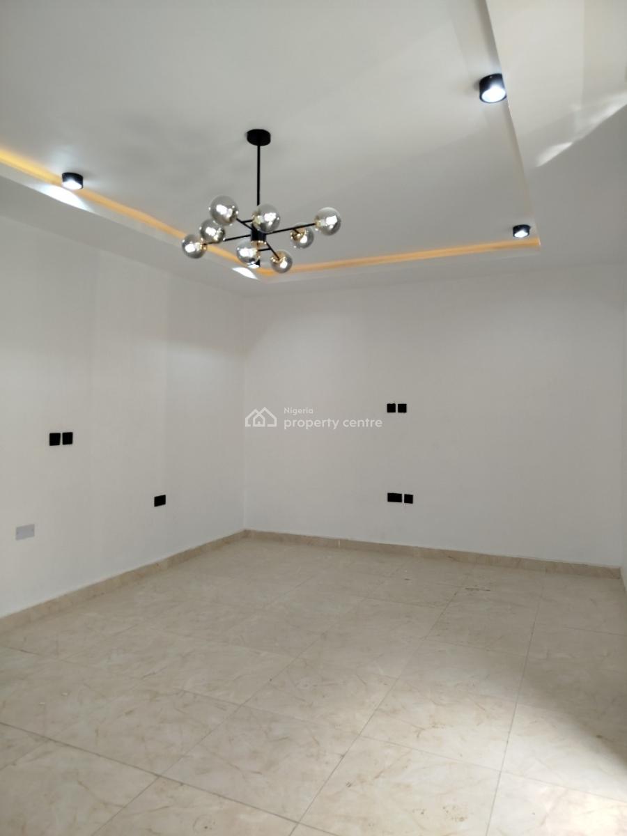 Spacious Built 4 Bedroom Duplex with a Bq, Surulere Lagos, Surulere, Lagos, Detached Duplex for Sale