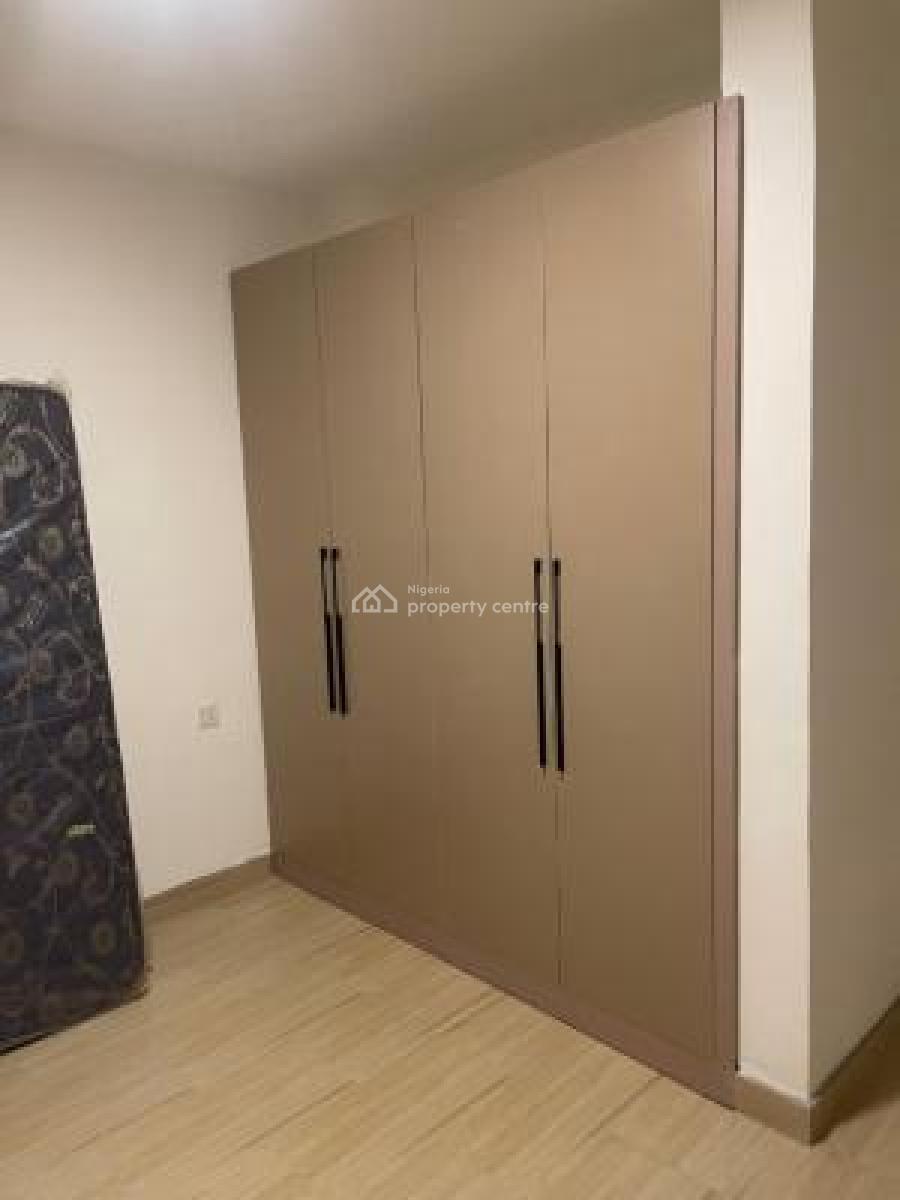 Newly Built Partially Furnished 4 Bedrooms Serviced Apartment + B/q, Canalily Place, Meadow Hall Road, Ikate, Lekki, Lagos, Flat / Apartment for Rent