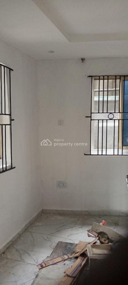 Lovely Renovated Bq Mini Flat in a Gated Street, Off Nathan Street, Surulere, Lagos, Mini Flat (room and Parlour) for Rent