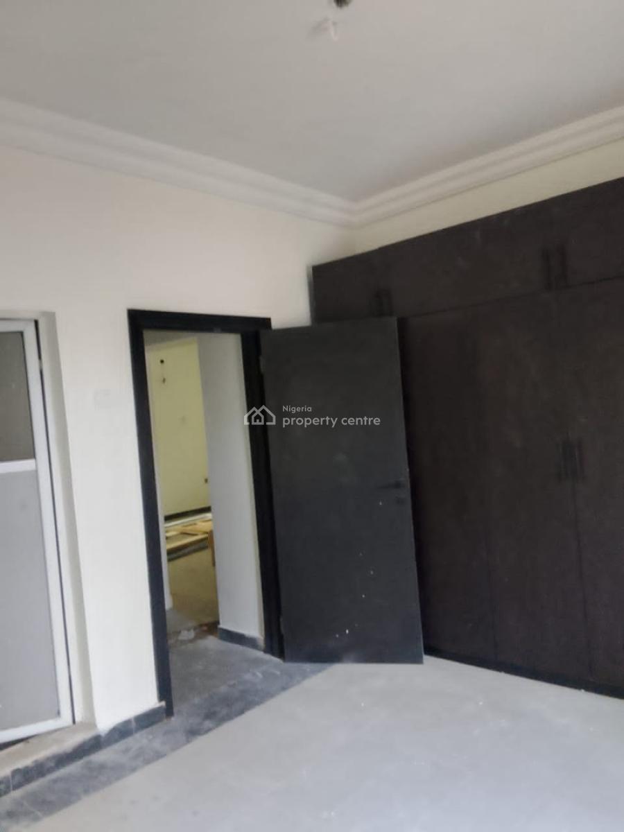 Lovely 2 Bedroom Apartment (ground  Floor), Off Toyin Street, Ikeja, Lagos, Flat / Apartment for Rent