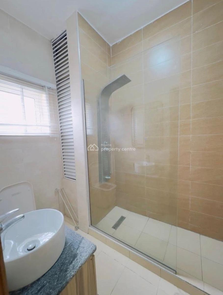 Beautiful 3 Bedroom Apartment with Bq, Banana Island, Ikoyi, Lagos, Flat / Apartment for Rent