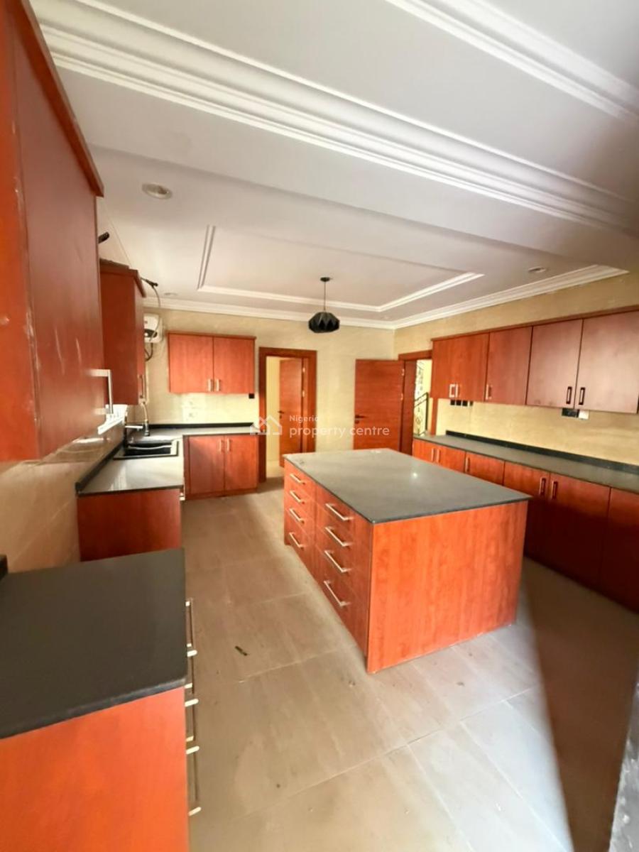6 Bedroom Detached Duplex, Carlton Gate Estate, Lekki, Lagos, Detached Duplex for Sale