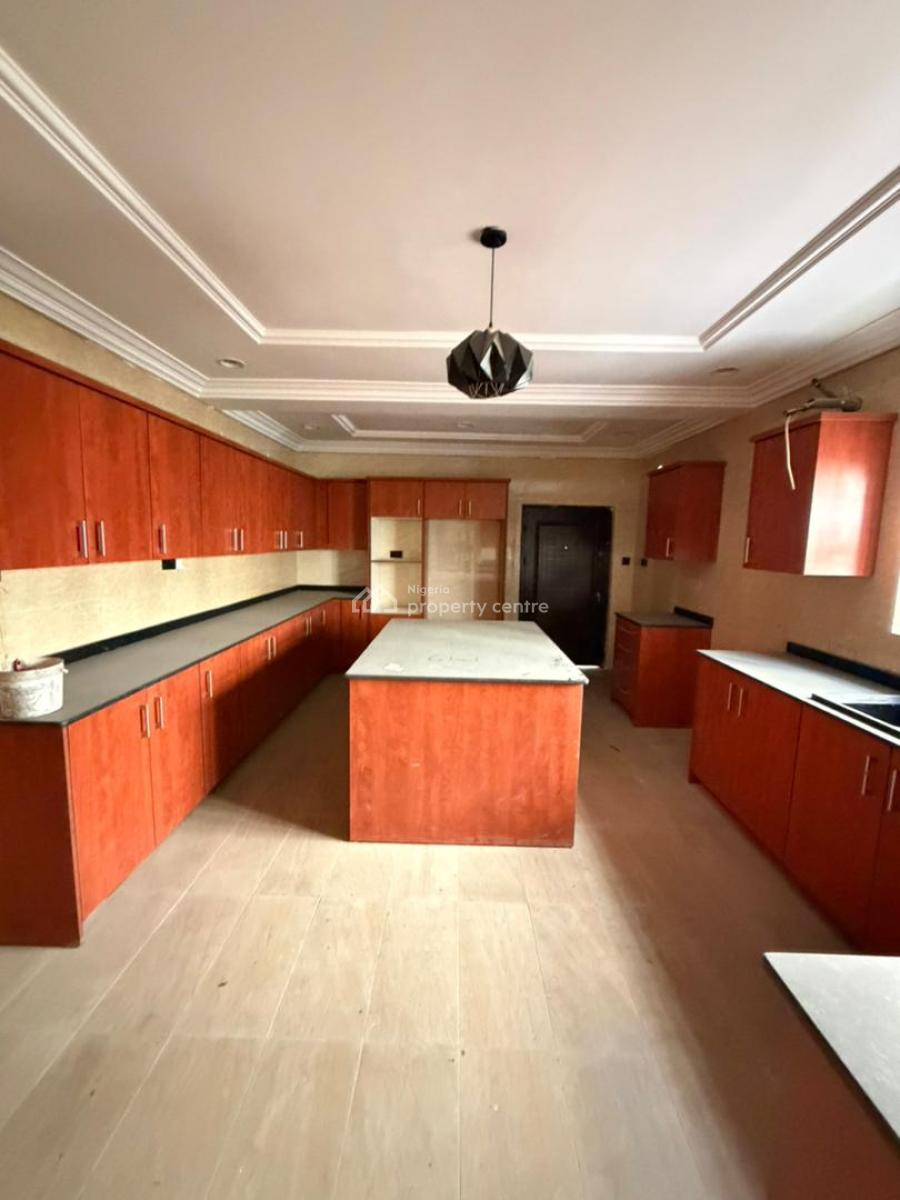 6 Bedroom Detached Duplex, Carlton Gate Estate, Lekki, Lagos, Detached Duplex for Sale