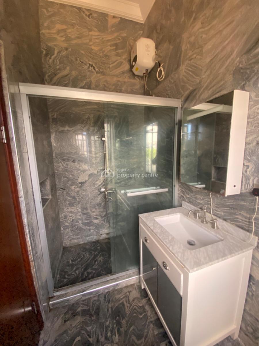 Spacious 3 Bedroom Serviced Apartment with Bq, Pool, Elevator and Gym, Banana Island, Banana Island, Ikoyi, Lagos, Flat / Apartment for Rent