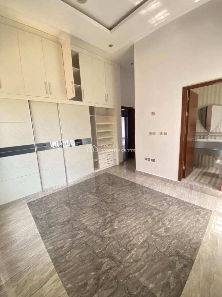 Spacious 3 Bedroom Serviced Apartment with Bq, Pool, Elevator and Gym, Banana Island, Banana Island, Ikoyi, Lagos, Flat / Apartment for Rent