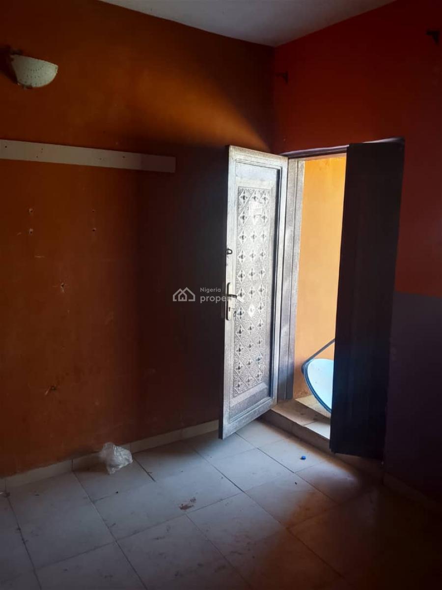 Beautiful Room & Parlour Self-con with Wardrobe & Kitchen Cabinet!, Maya, Ikorodu, Lagos, Flat / Apartment for Rent