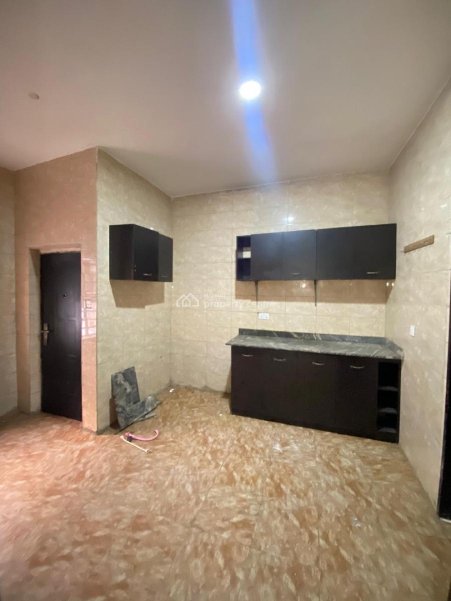 Luxury 3bedroom Apartment (upstairs), Osapa London Lekki Lagos, Lekki, Lagos, Flat / Apartment for Rent