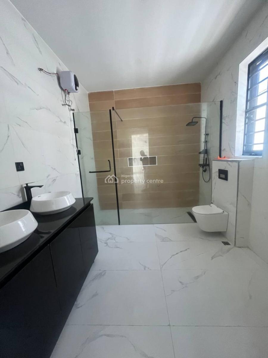 5 Bedroom Detached House with Bq, Second Toll Gate, Lekki, Lagos, Detached Duplex for Sale