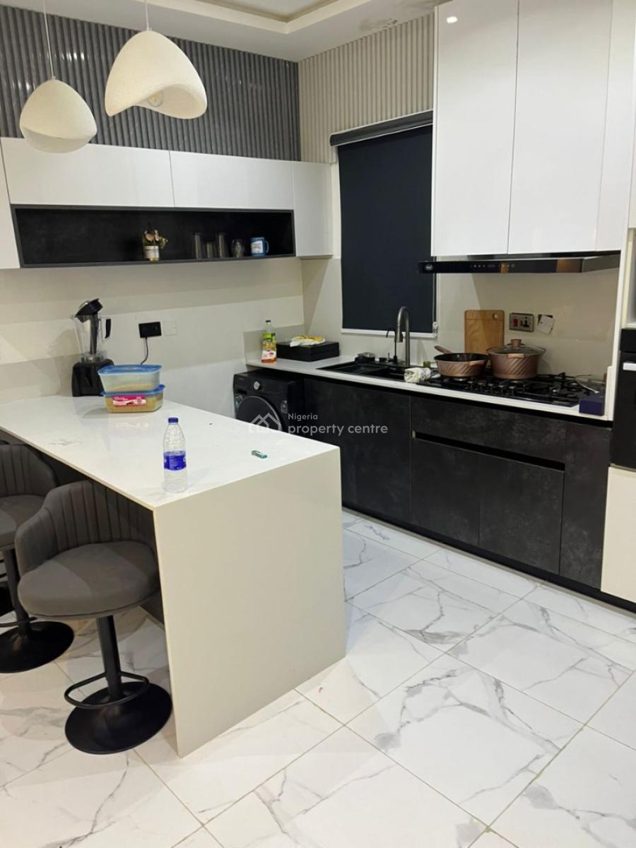 Fully Furnished Flat, Off Ihuntayi Street, Oniru, Victoria Island (vi), Lagos, Flat / Apartment for Sale