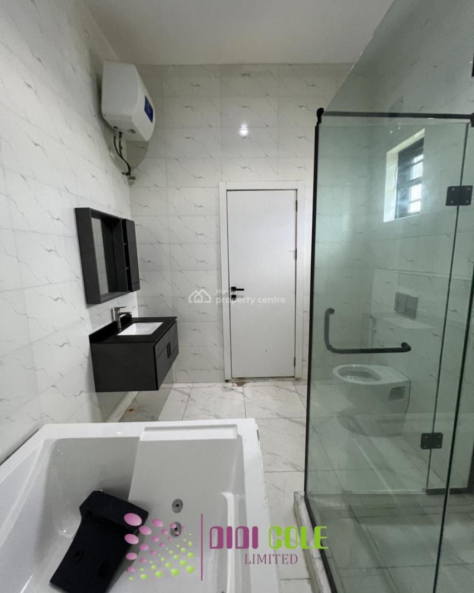 6 Bedroom Fully Detached Duplex with Bq, Ikota, Lekki, Lagos, Detached Duplex for Sale