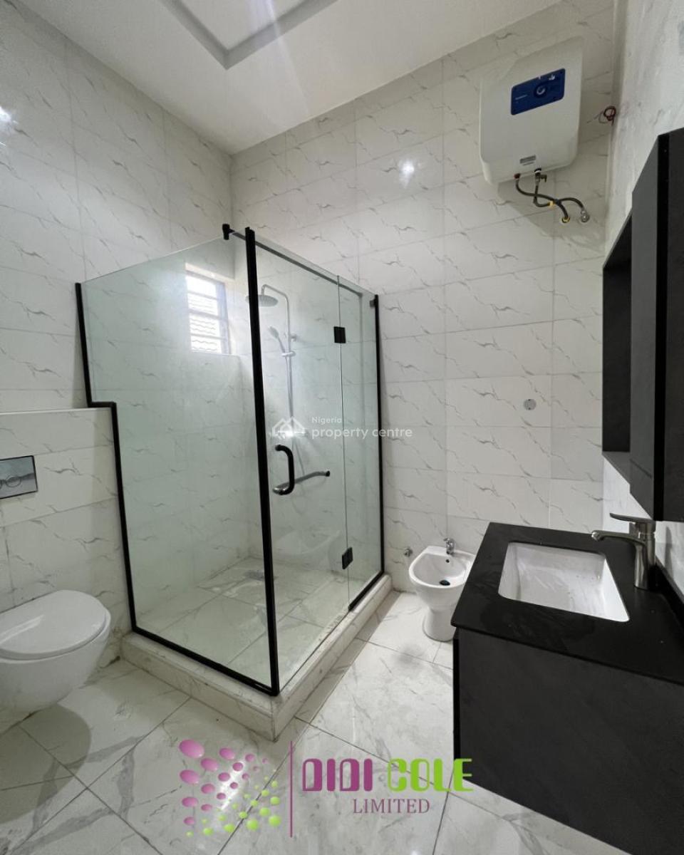 6 Bedroom Fully Detached Duplex with Bq, Ikota, Lekki, Lagos, Detached Duplex for Sale