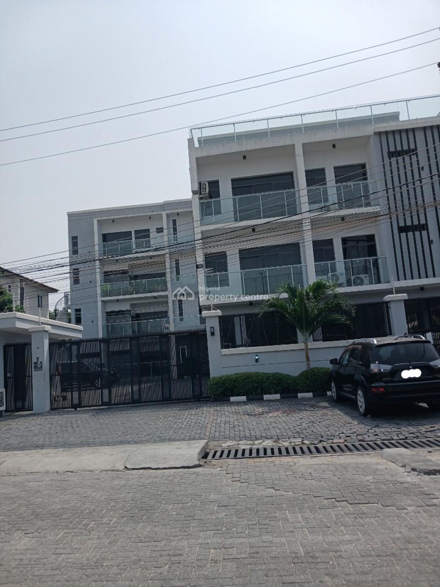 Serviced 3 Bedroom Ensuite Flat with an Enclosed Fitted Kitchen, Lekki Phase 1, Lekki, Lagos, Flat / Apartment for Rent