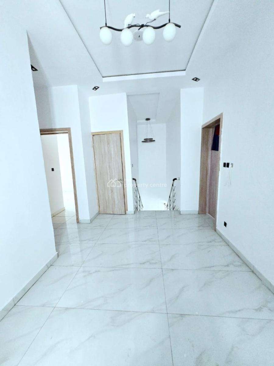 4 Bedroom Semi-detached with Bq, Ikate Elegushi, Lekki, Lagos, Semi-detached Duplex for Sale