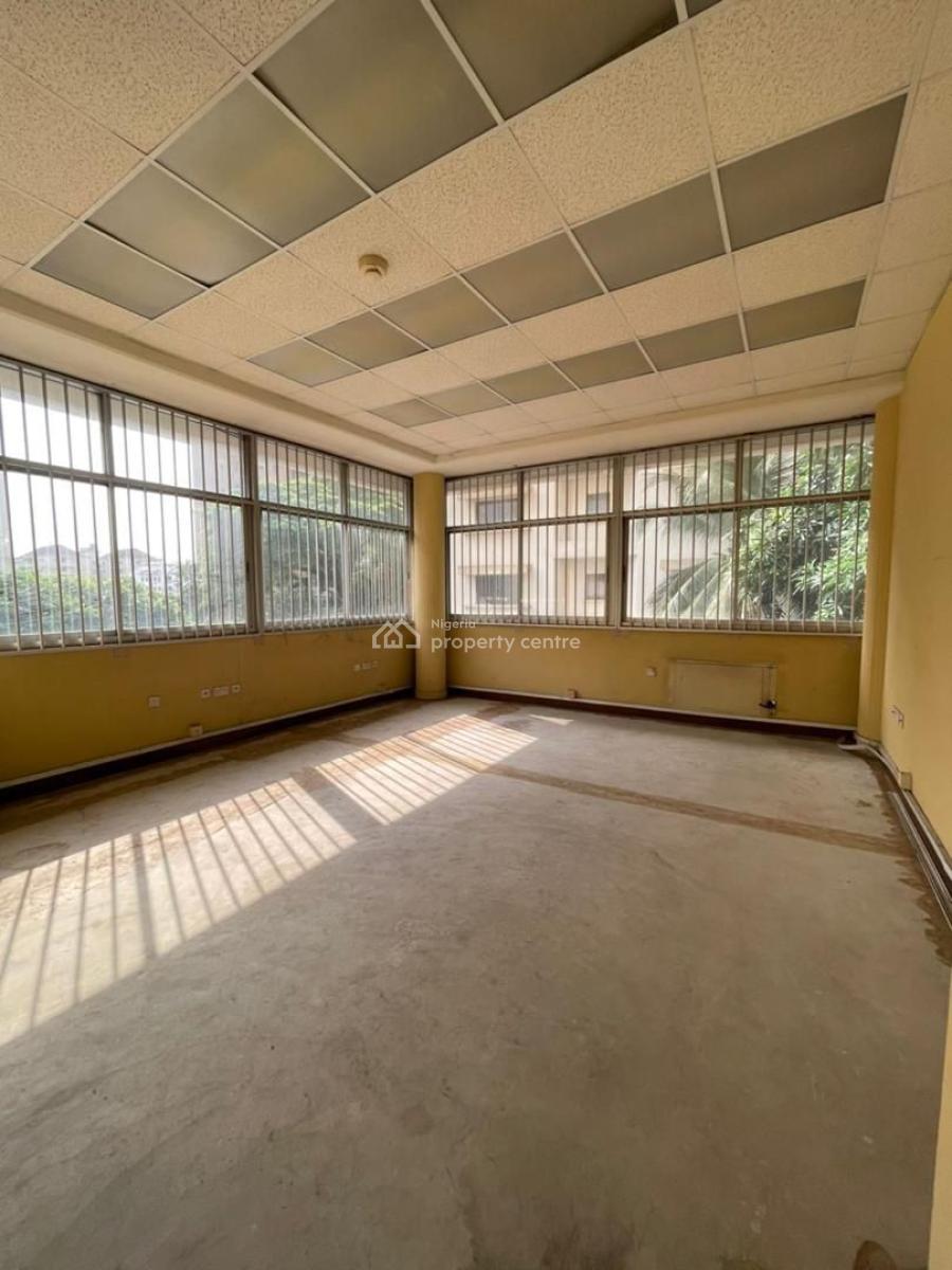 a Self Serviced 14 Rooms  Partitioned Storey Building, Victoria Island (vi), Lagos, Office Space for Rent