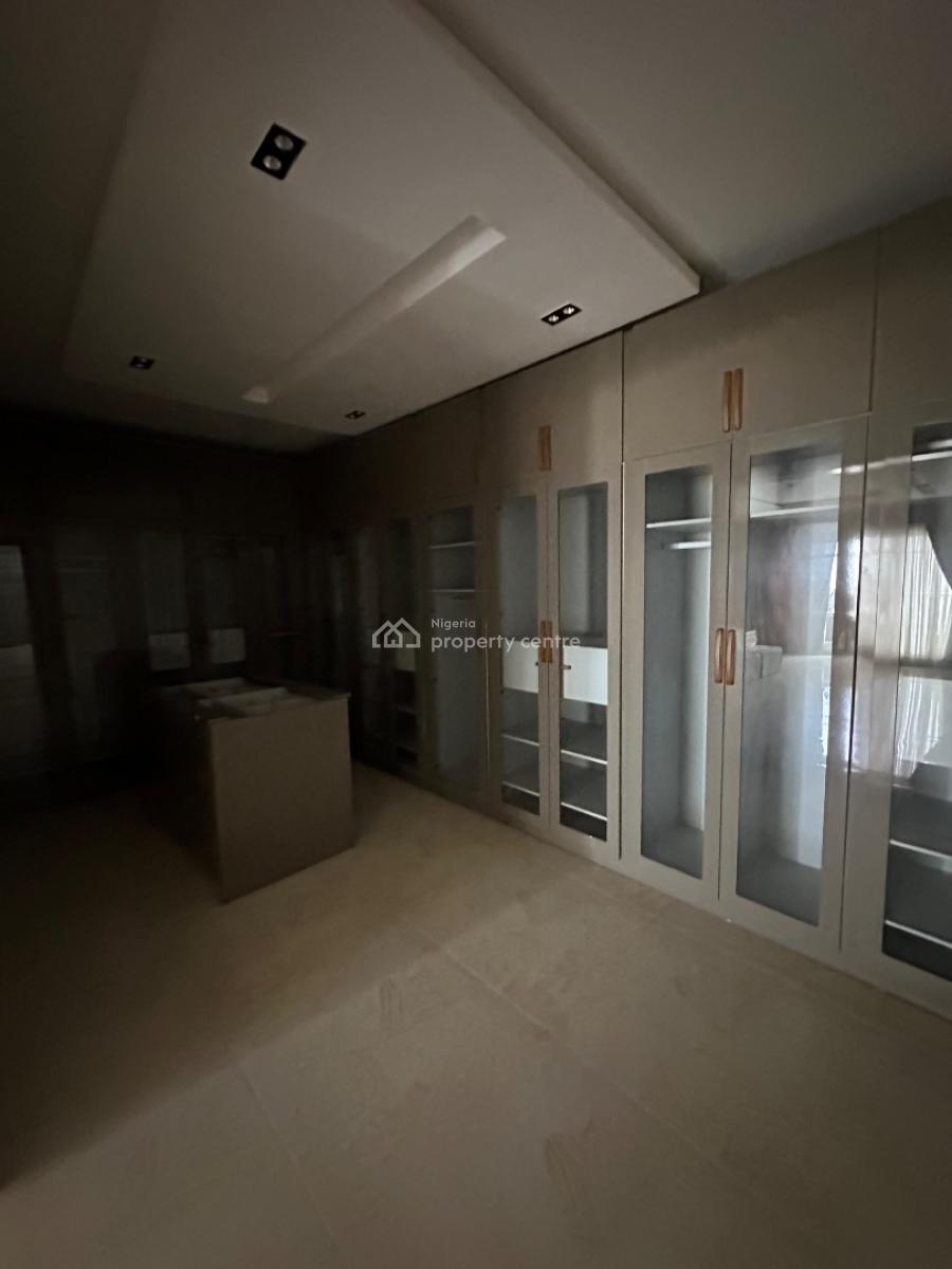 Exquisitely Furnished and Serviced 4 Bedroom Apartment, Lekki Right, Lekki Phase 1, Lekki, Lagos, Flat / Apartment for Rent