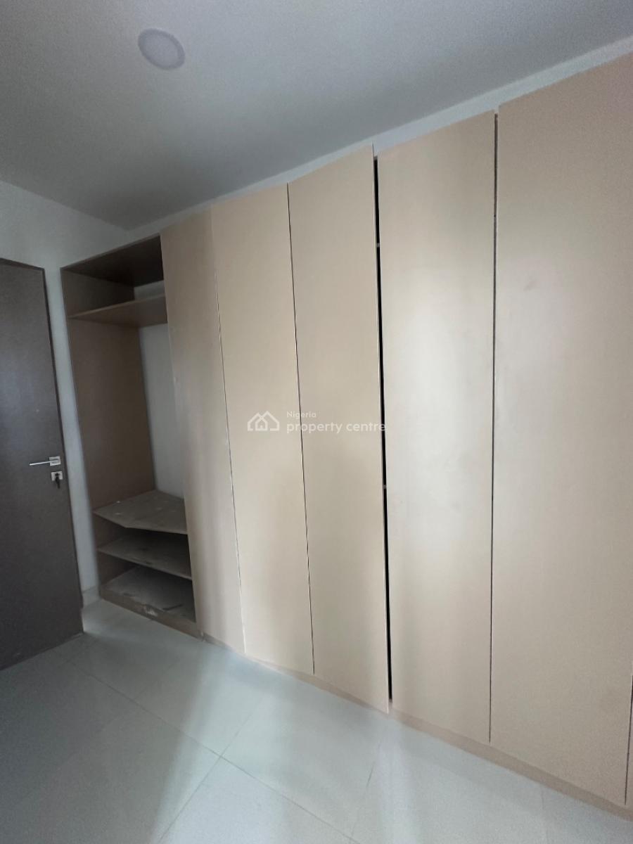 Exquisitely Furnished and Serviced 4 Bedroom Apartment, Lekki Right, Lekki Phase 1, Lekki, Lagos, Flat / Apartment for Rent