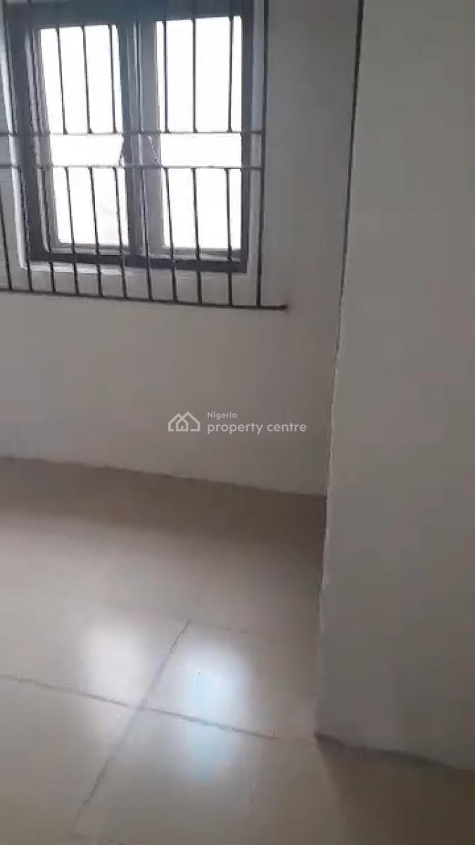 Renovated 2 Bedroom Apartment, Alhaja Eleshi Street, Ogudu, Lagos, Flat / Apartment for Rent