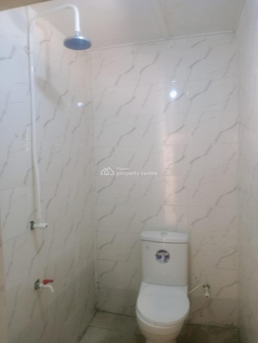 Luxury Mini Flat, Omole Phase 2, Ikeja, Lagos, Mini Flat (room and Parlour) for Rent