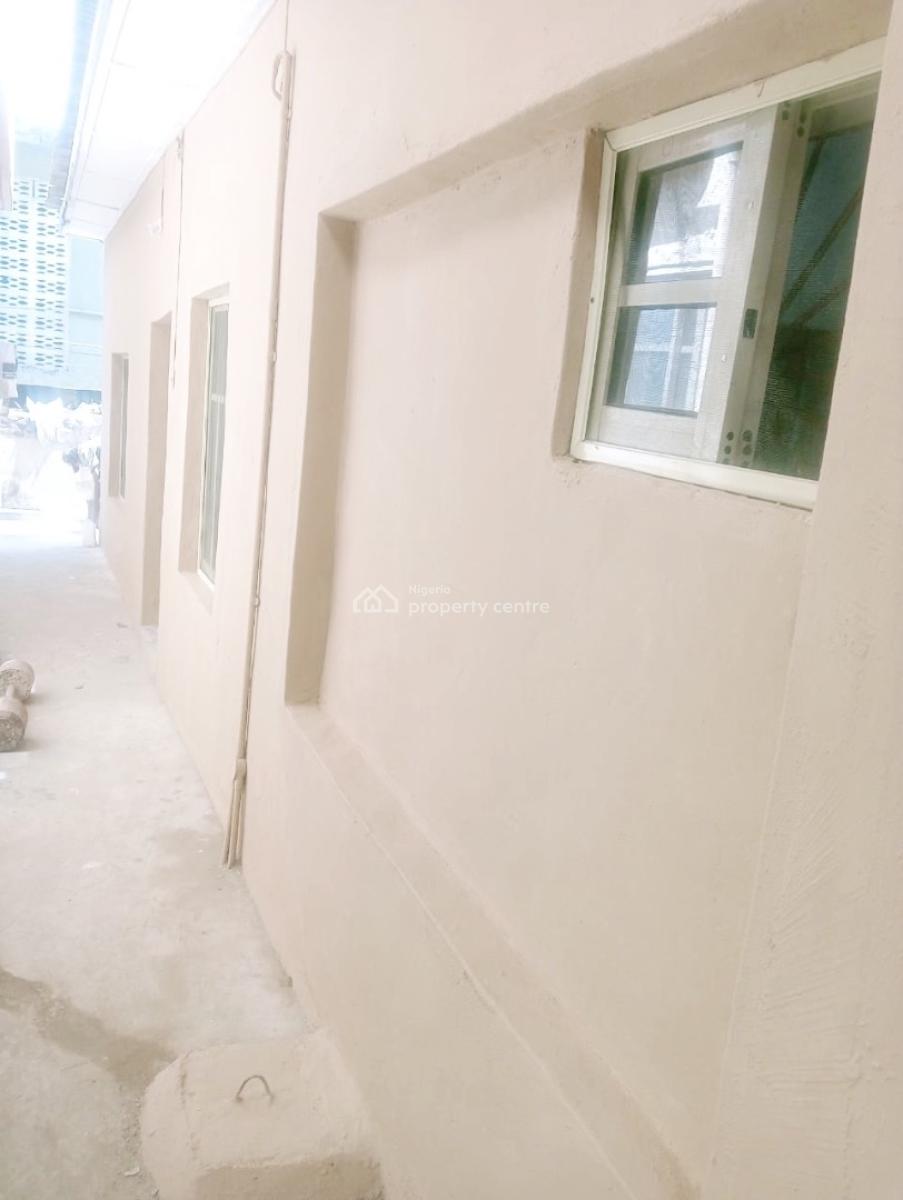 Luxury Mini Flat, Omole Phase 2, Ikeja, Lagos, Mini Flat (room and Parlour) for Rent