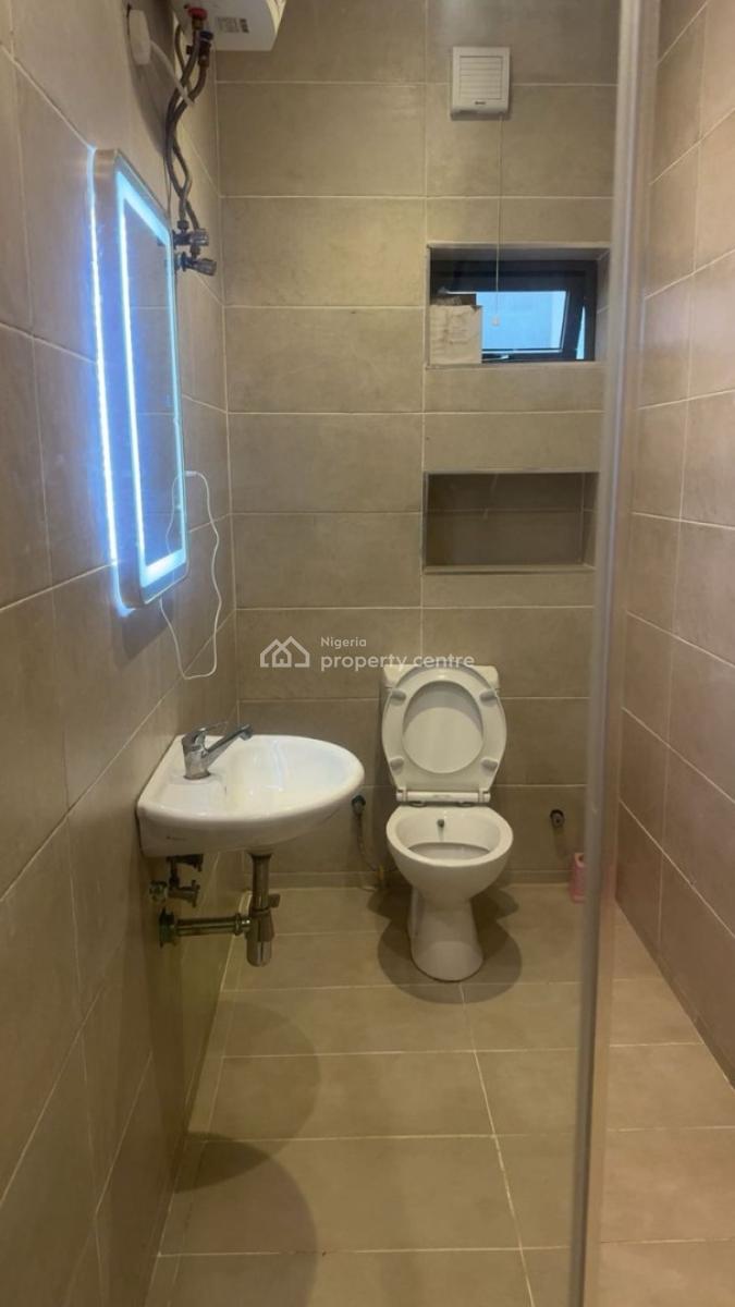 Lovely 2 Bedroom Fully Furnished Maisonette, Lekki Phase 1, Lekki, Lagos, Flat / Apartment for Rent