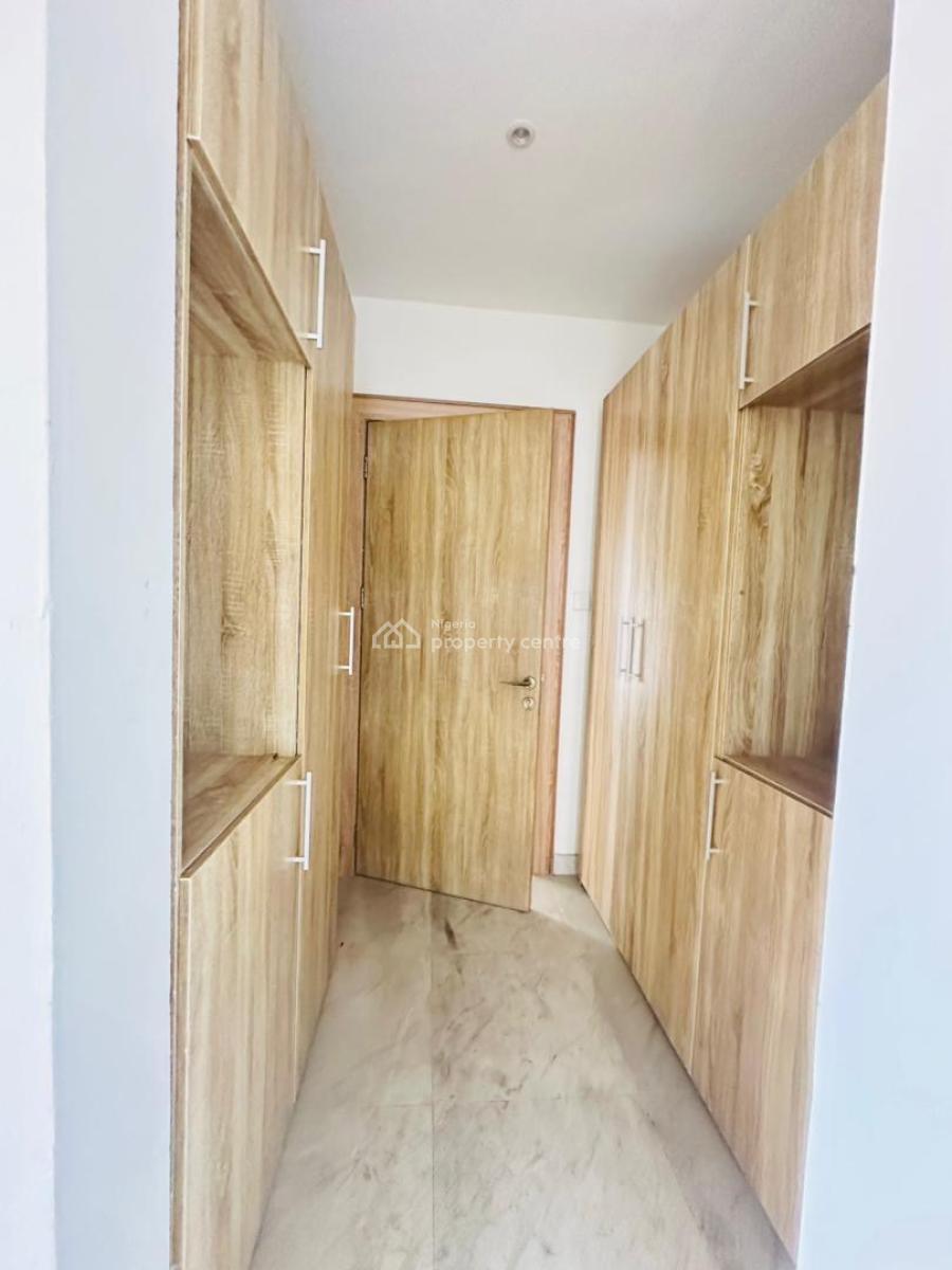 2 Bedroom Apartment with Swimming Pool ,gym &elevator, Ikate, Lekki, Lagos, Flat / Apartment for Rent