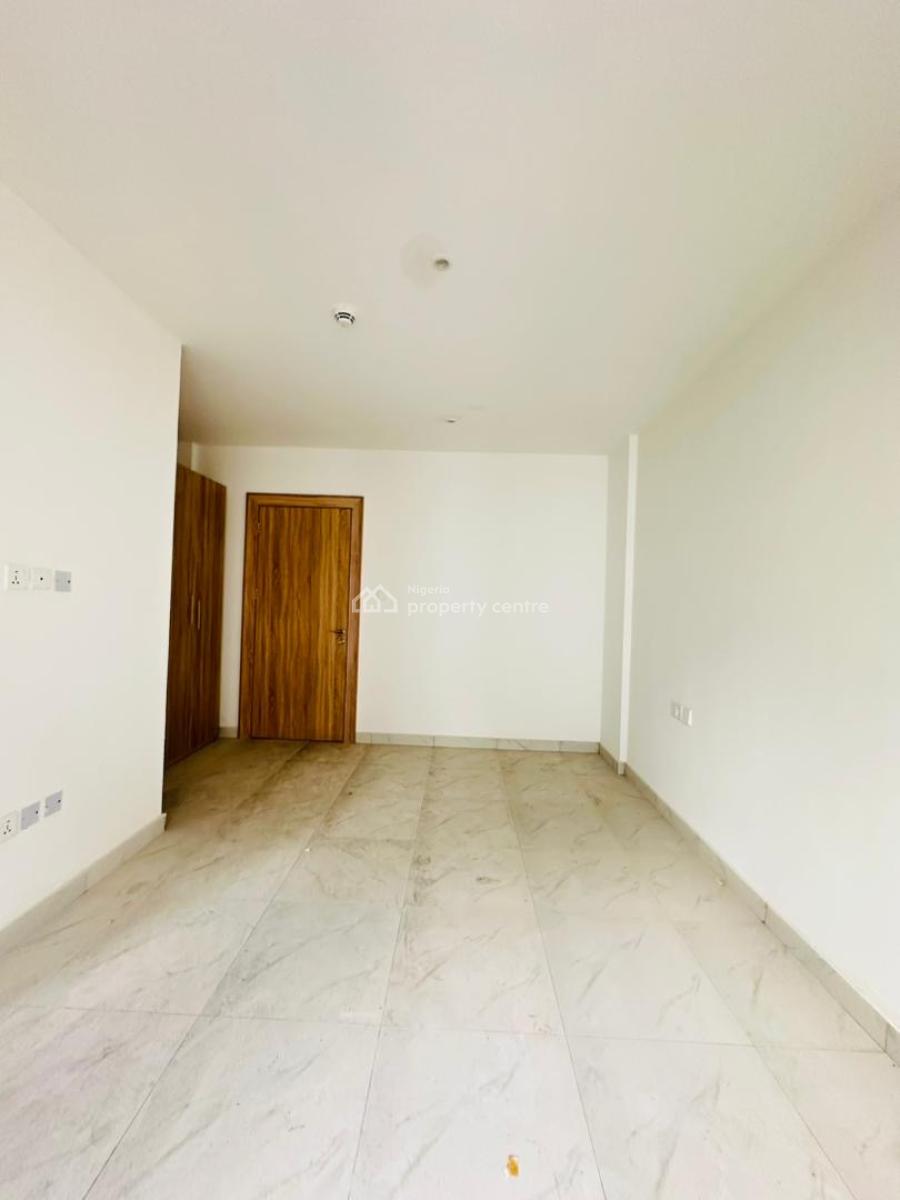 2 Bedroom Apartment with Swimming Pool ,gym &elevator, Ikate, Lekki, Lagos, Flat / Apartment for Rent