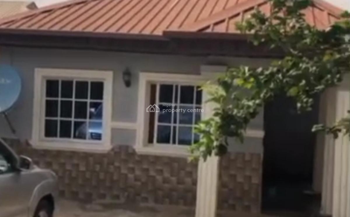 4 Bedroom Bungalow All Rooms Ensuite on 400sqm Land + Back Miniflat, Obawole, Ogba, Ikeja, Lagos, Detached Bungalow for Sale