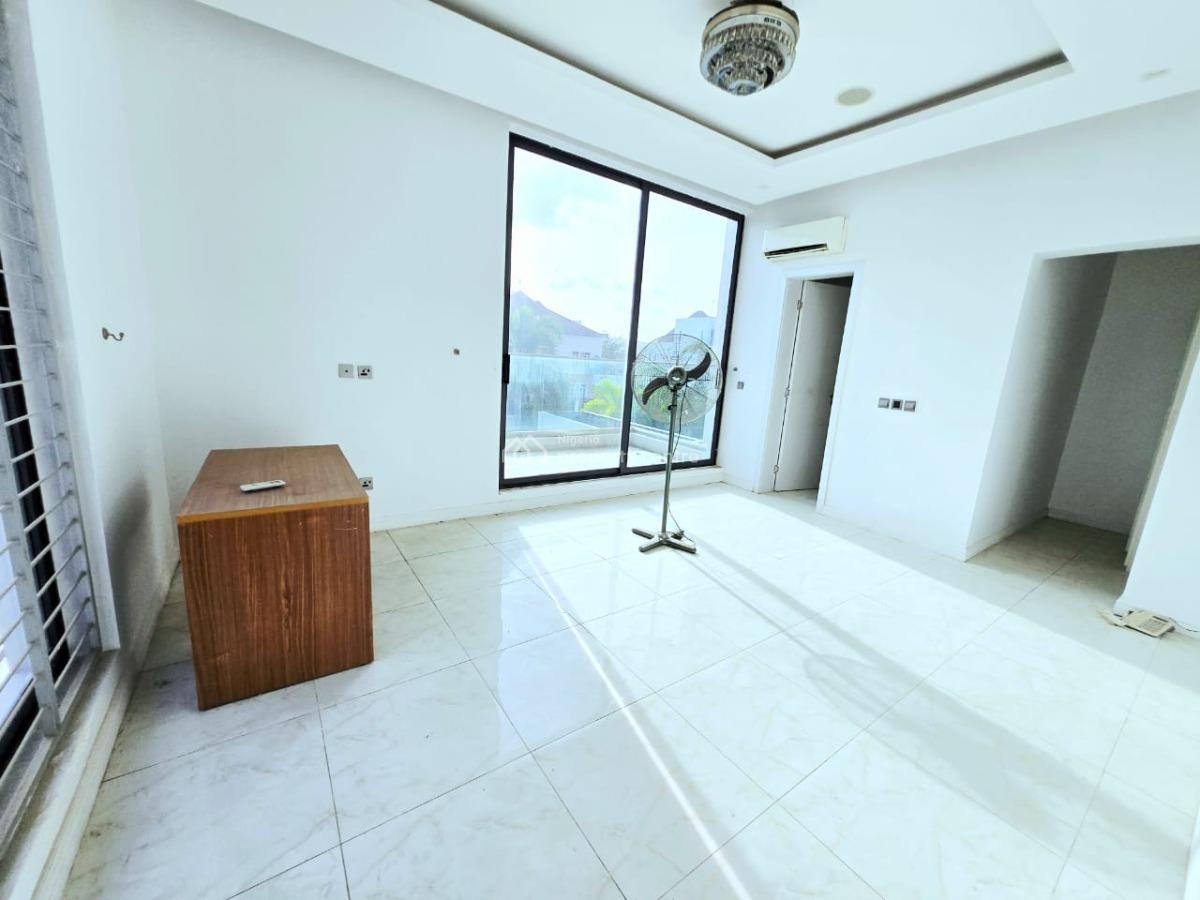 Massive 5-bedroom Detached House, Pinnock Beach Estate, Osapa, Lekki, Lagos, Detached Duplex for Sale