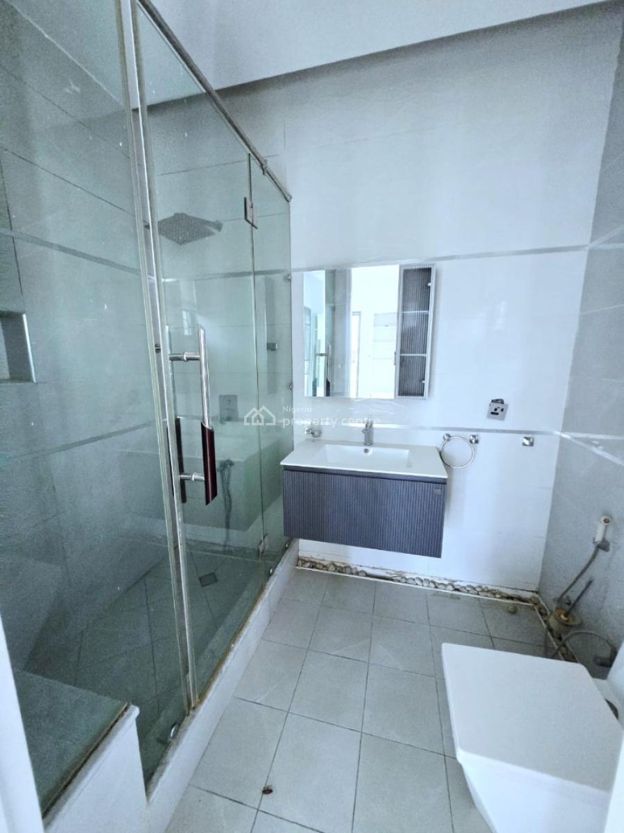 Massive 5-bedroom Detached House, Pinnock Beach Estate, Osapa, Lekki, Lagos, Detached Duplex for Sale