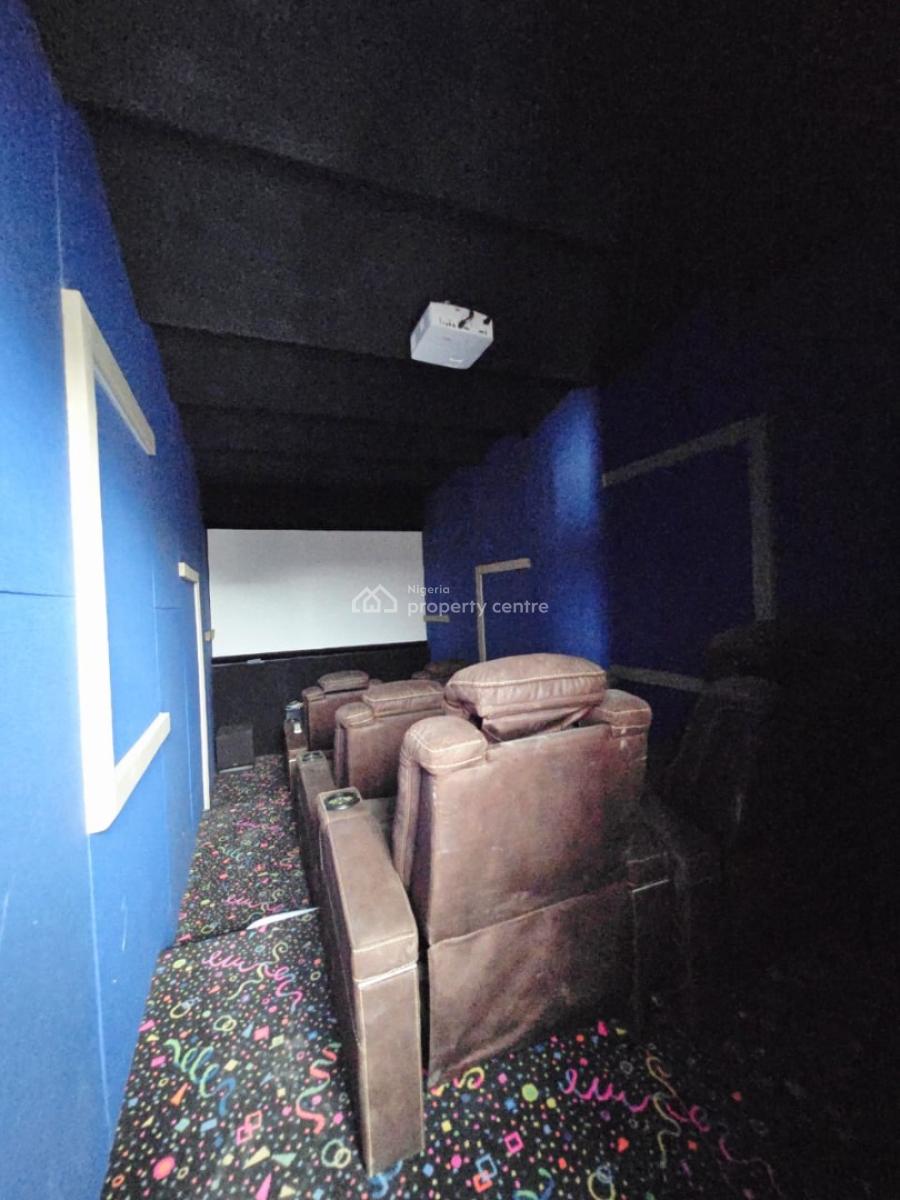 Massive 5-bedroom Detached House, Pinnock Beach Estate, Osapa, Lekki, Lagos, Detached Duplex for Sale