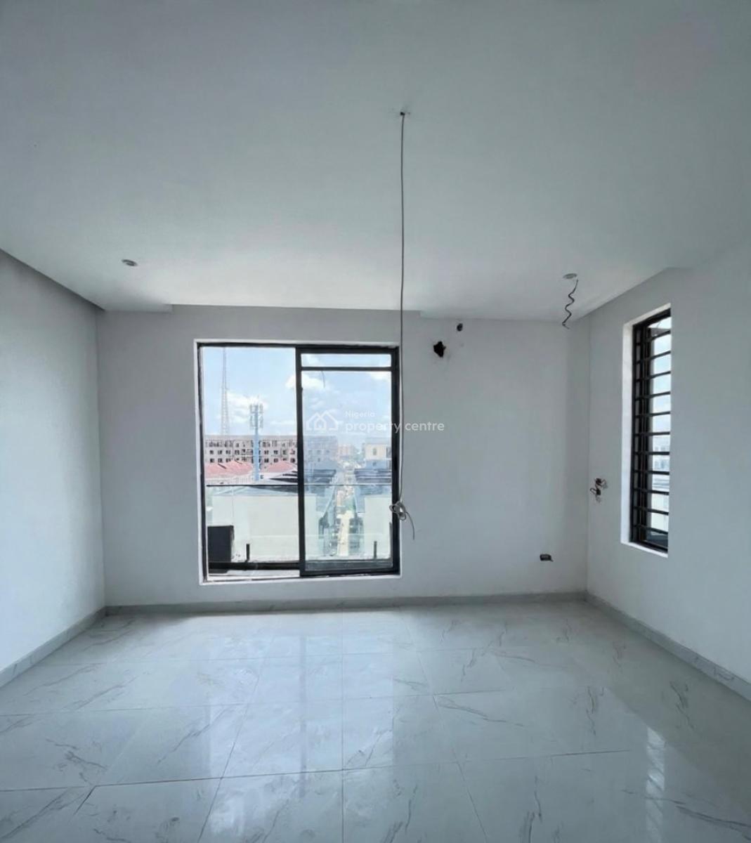 Lovely 3 Bedroom Apartment with Pool,gym and Bq, Lekki Phase 1, Lekki Phase 1, Lekki, Lagos, Block of Flats for Sale