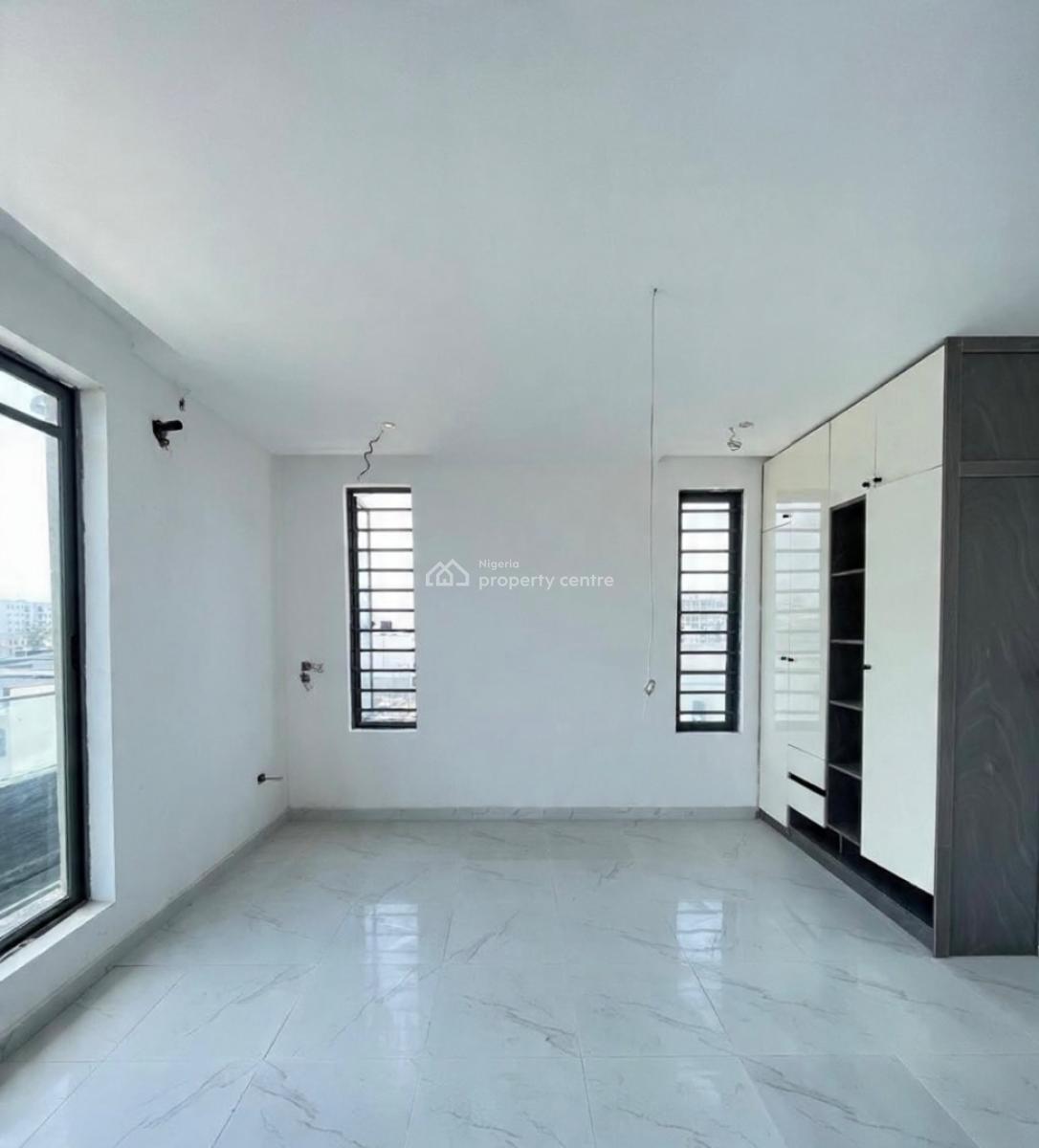 Lovely 3 Bedroom Apartment with Pool,gym and Bq, Lekki Phase 1, Lekki Phase 1, Lekki, Lagos, Block of Flats for Sale