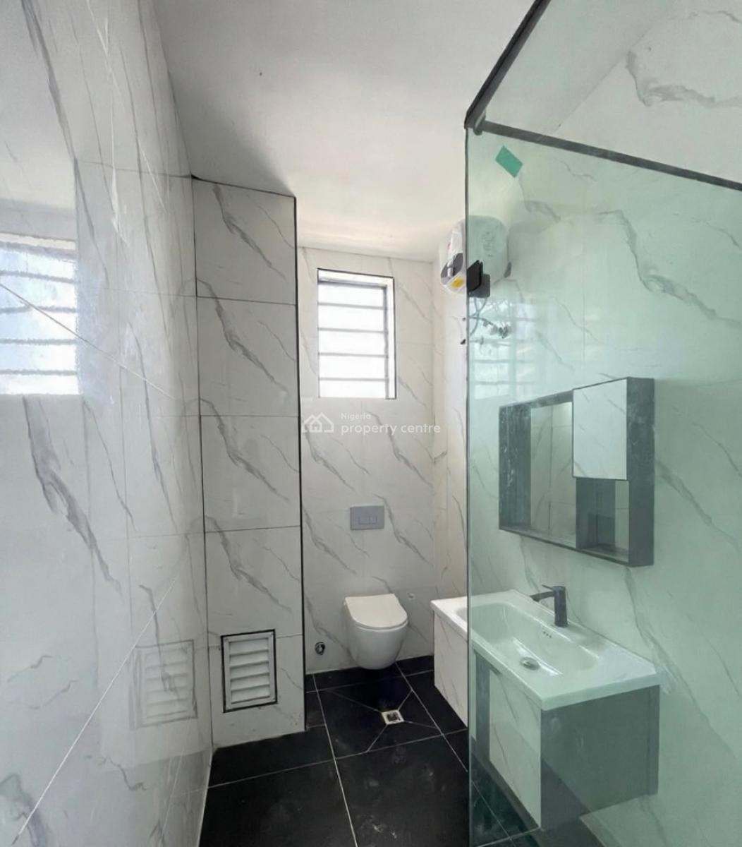 Lovely 3 Bedroom Apartment with Pool,gym and Bq, Lekki Phase 1, Lekki Phase 1, Lekki, Lagos, Block of Flats for Sale