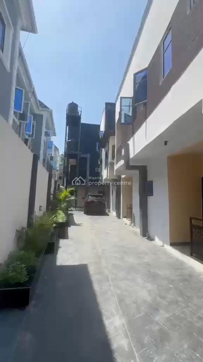 Standard Mini Flat, Toye Kuti at John, Jibowu, Yaba, Lagos, Mini Flat (room and Parlour) for Rent