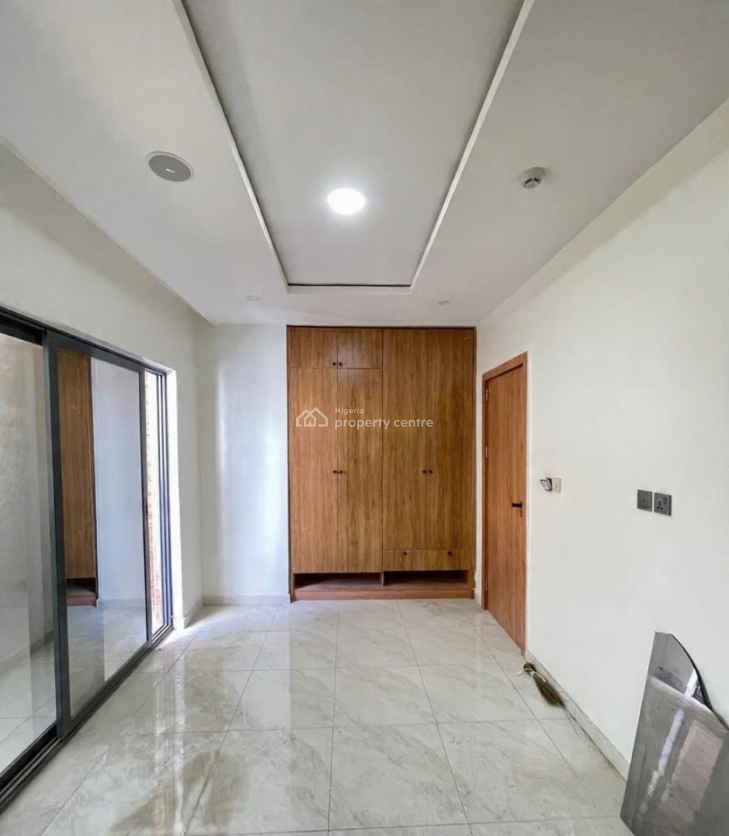 Lovely 3 Bedroom Apartment with Swimming Pool and Bq, Ikate, Ikate, Lekki, Lagos, Block of Flats for Sale