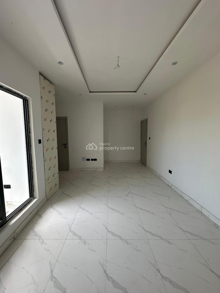 Very Spacious 2 Bedroom Apartment with Swimming Pool, Ikate, Lekki, Lagos, Flat / Apartment for Sale