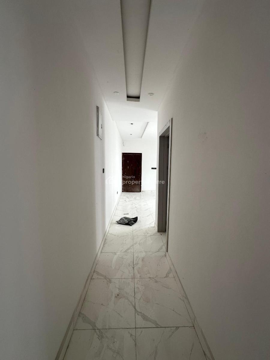 Very Spacious 2 Bedroom Apartment with Swimming Pool, Ikate, Lekki, Lagos, Flat / Apartment for Sale