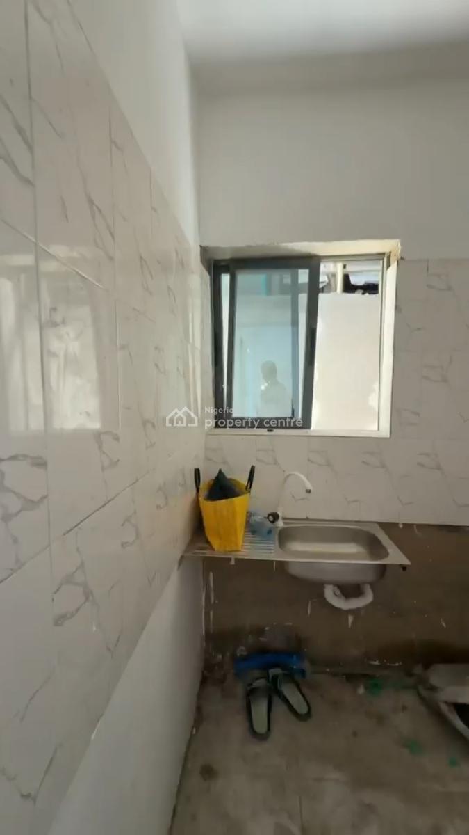 Standard Roomself Contain, Palmgrove, Ilupeju, Lagos, Self Contain (single Rooms) for Rent