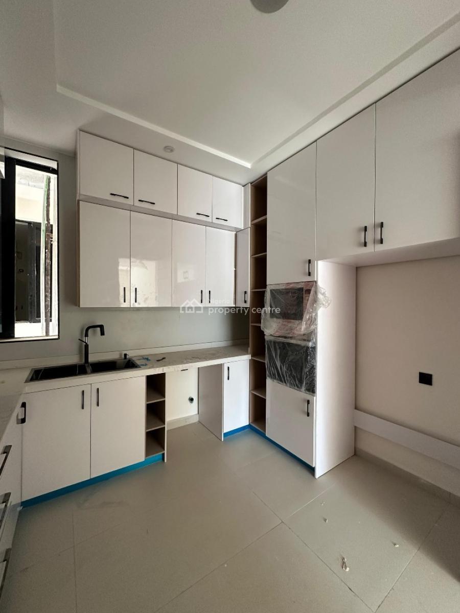 Expansive Luxury 2 Bedroom Apartment with Gym, Open Rooftop and Elevator, Ikate, Lekki, Lagos, Flat / Apartment for Sale