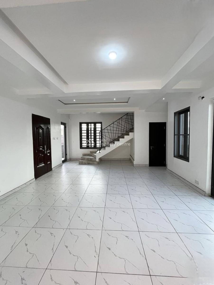 Deluxe 4 Bedroom Duplex with a Bq, Shomolu, Obanikoro, Shomolu, Lagos, Detached Duplex for Sale