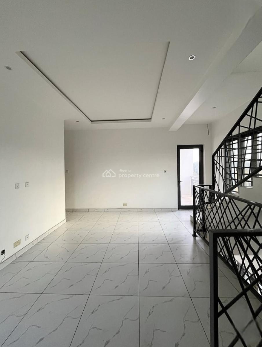 Deluxe 4 Bedroom Duplex with a Bq, Shomolu, Obanikoro, Shomolu, Lagos, Detached Duplex for Sale
