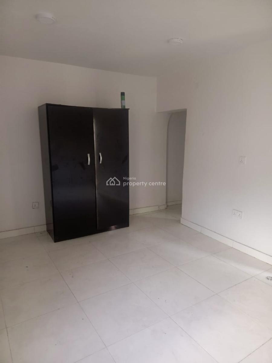 Clean, Standard, & Spacious Studio in Victoria Island, Ligali, Victoria Island (vi), Lagos, Self Contain (single Rooms) for Rent