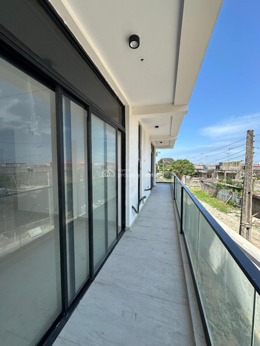 Luxury 2 Bedroom Penthouse with an Iconic View of Water, Highway +gym, Ikate, Lekki, Lagos, Flat / Apartment for Sale