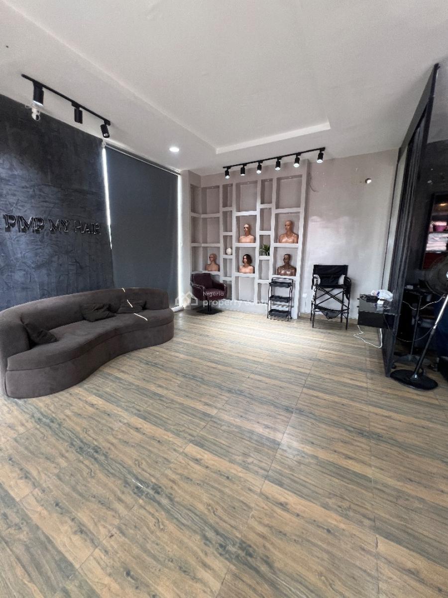 60sqm Saloon Space on a Busy Road at Lekki Phase 1, Off Bisola Durosinmi Etti Drive Lekki Phase 1, Lekki Phase 1, Lekki, Lagos, Shop for Rent