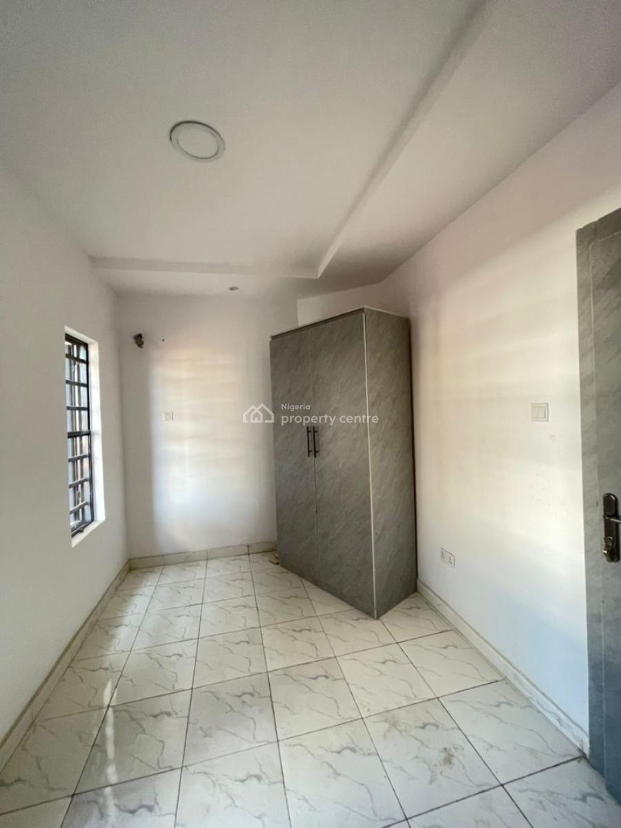 3 Bedroom Semi Detached Duplex, Olowora, Magodo, Lagos, Semi-detached Duplex for Sale