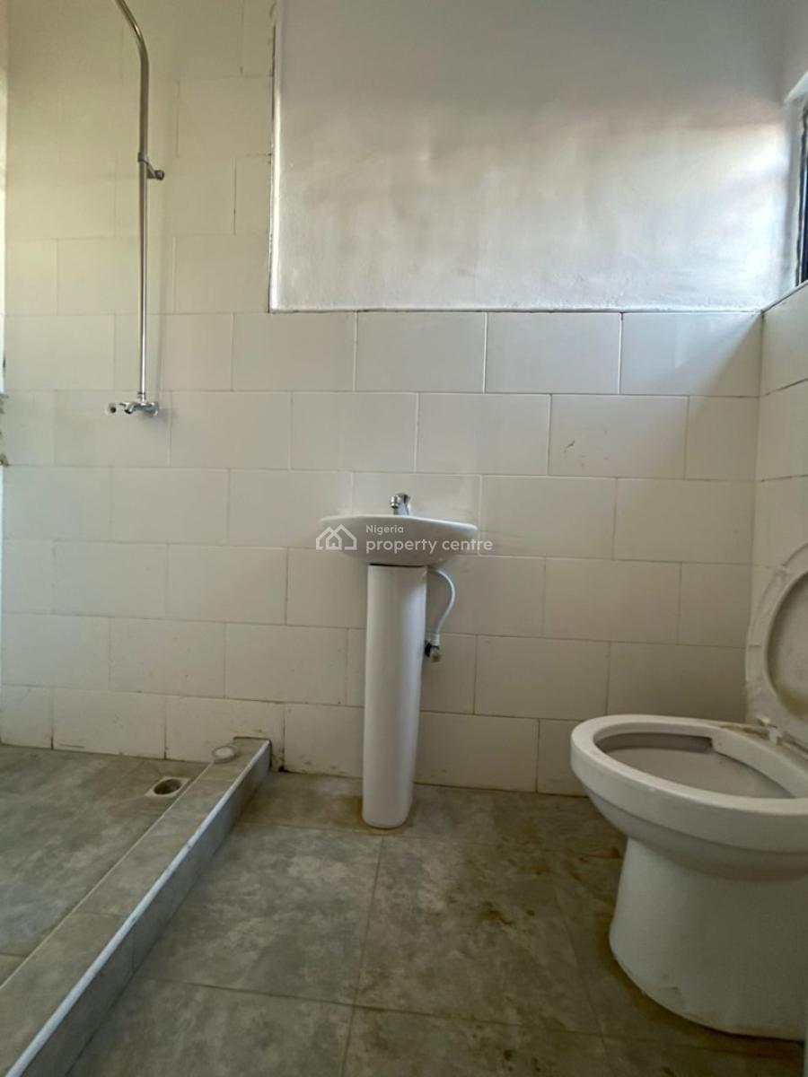 3 Bedroom Semi Detached Duplex, Olowora, Magodo, Lagos, Semi-detached Duplex for Sale